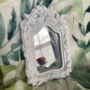 Mini White Vintage Decor Mirror